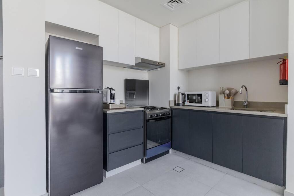 Sahab - Solo 1Br Apt In Al Jada Charjah Extérieur photo