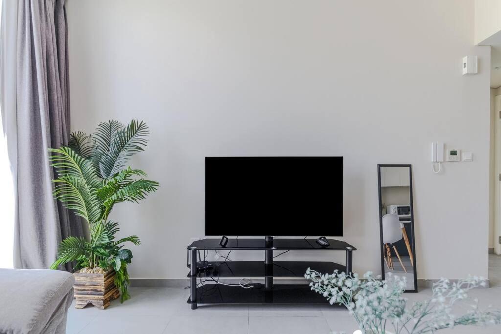 Sahab - Solo 1Br Apt In Al Jada Charjah Extérieur photo